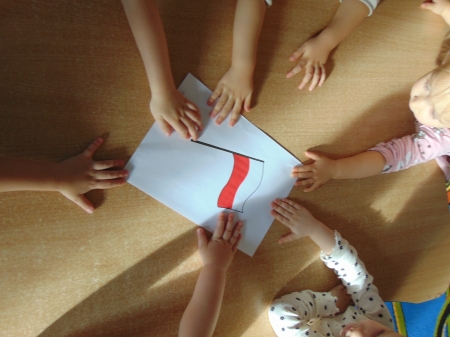 Symbole narodowe w grupie Starszaków